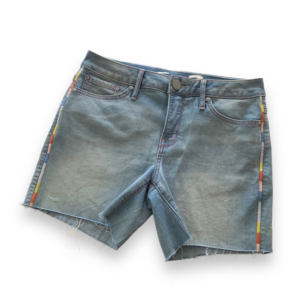 Seven7 Weekend Icy Blue Raw Hem Strechy Embroidered Sides Denim Shorts Size 4